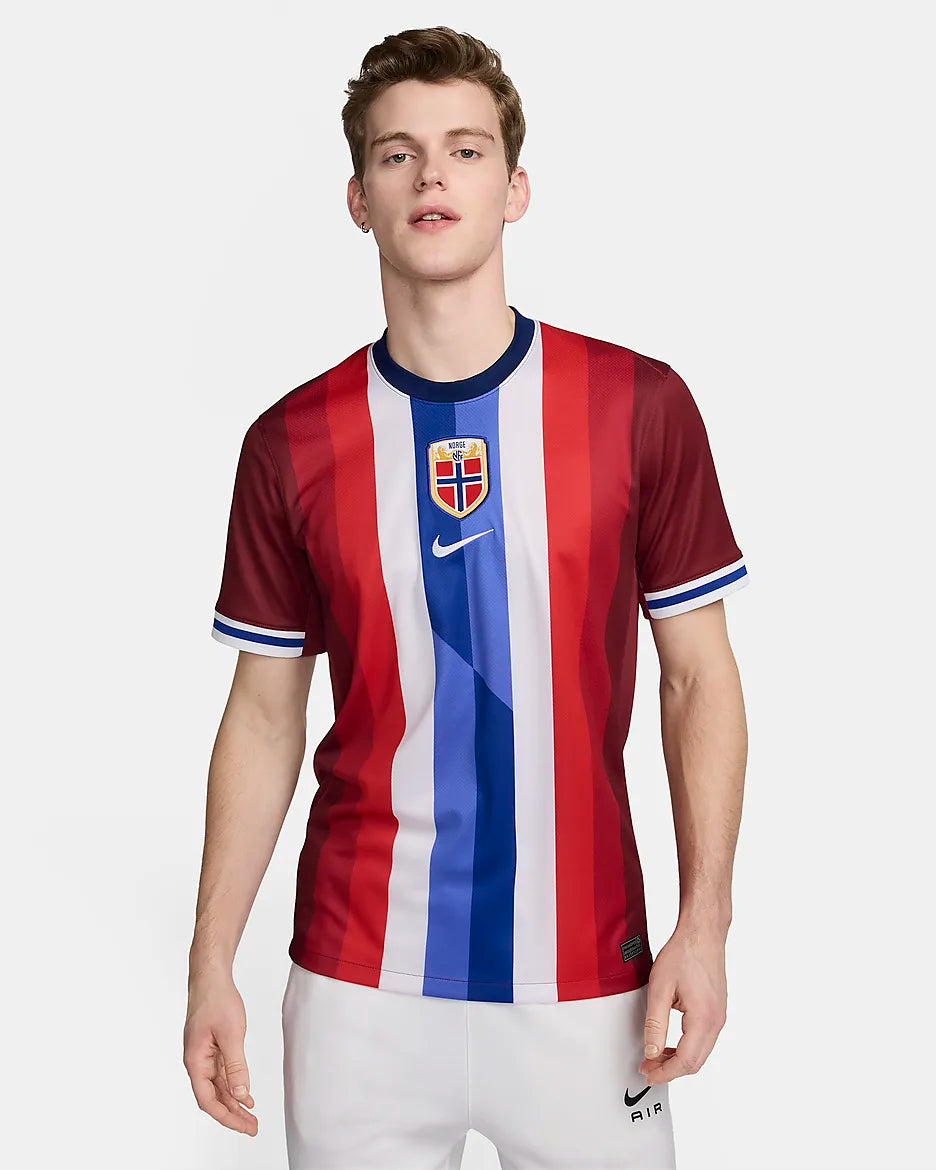Maillot de football domicile de la selection norvégienne avec Nike 2024