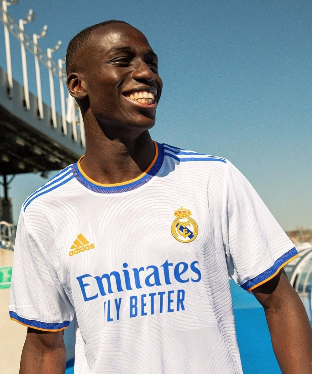 maillot de foot real madrid domicile 2021 2022 adidas