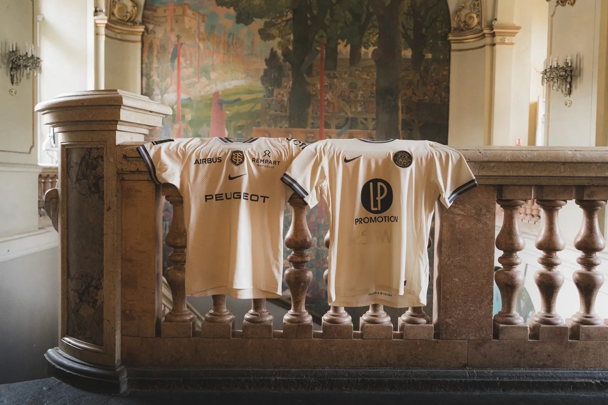 Capitolium : Pourquoi le maillot commun TFC x Stade Toulousain est une révolution pour le sportswear