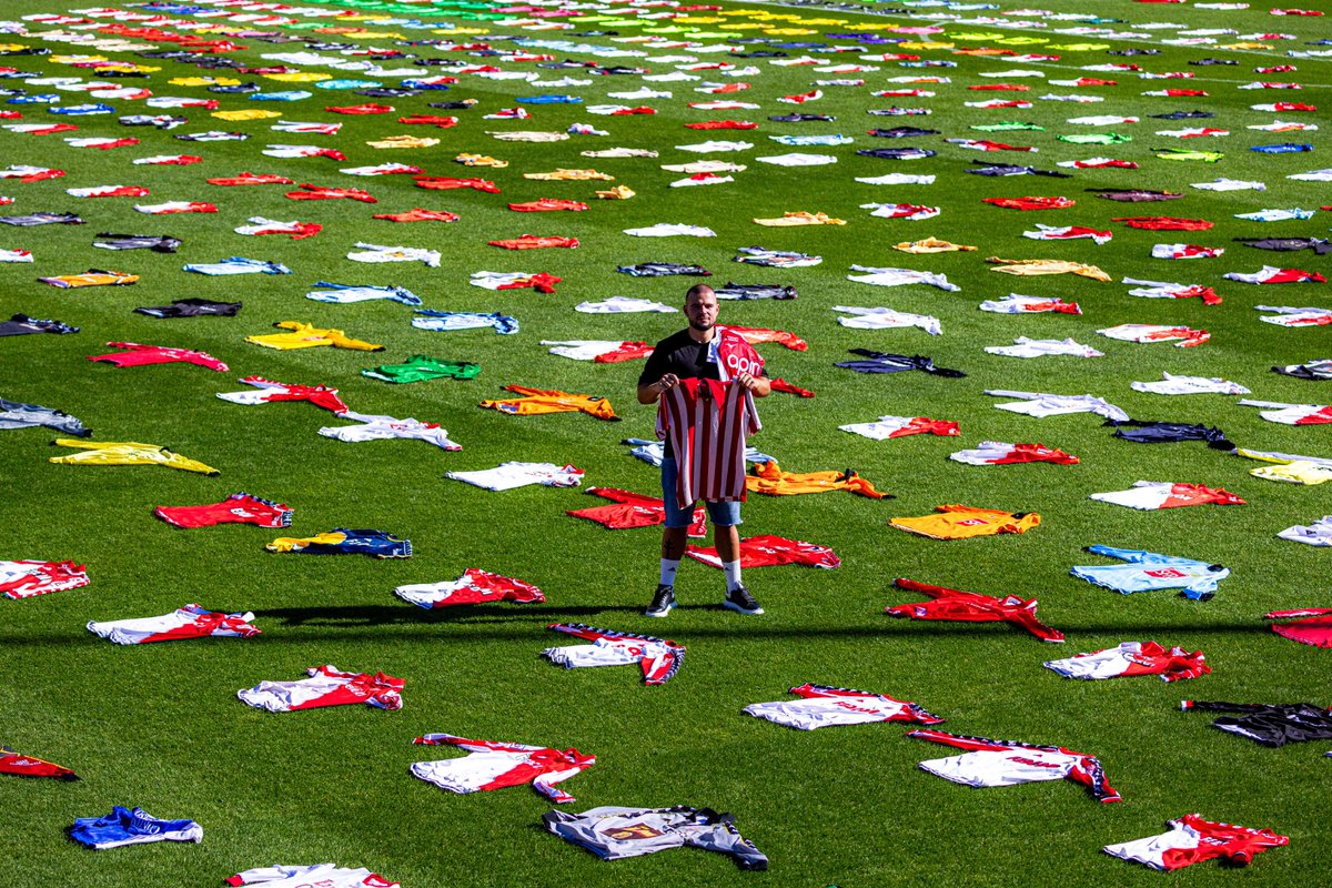 Le record de la plus grande collection de maillots de foot battu par un supporter de l’AS Monaco